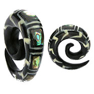 Spiral organic buffalo horn taper with abalone inlay